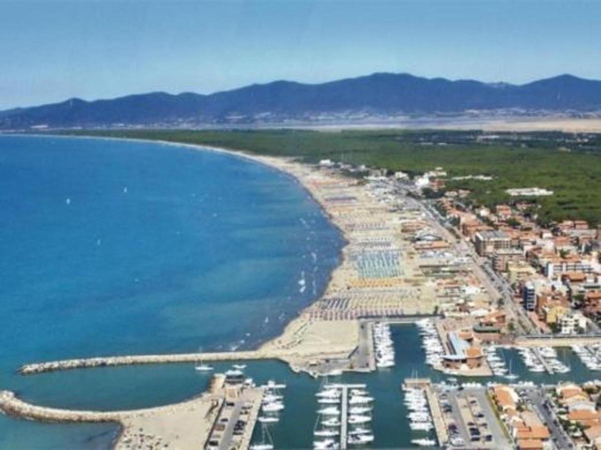 Yacht Suite Marina Di Grosseto Εξωτερικό φωτογραφία